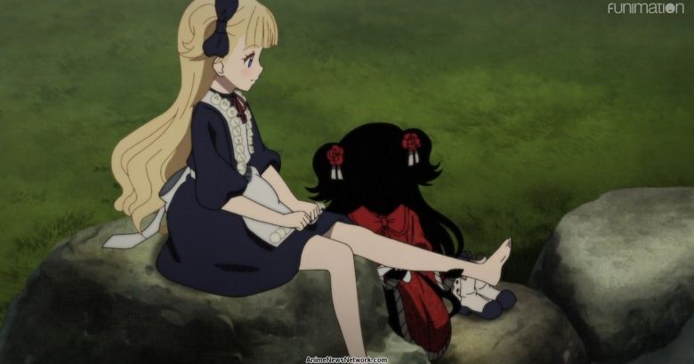 Escenas de pies más bonitos de las Waifus, Emilico, Shadows House